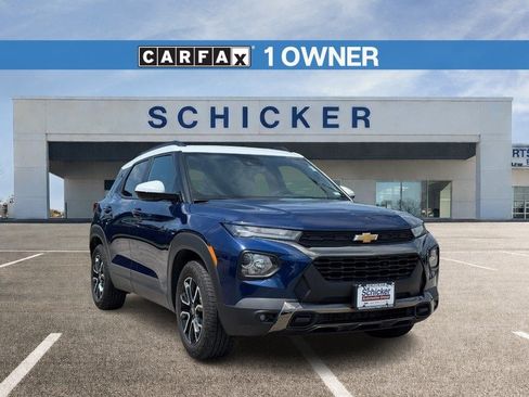 Used 2023 Chevrolet TrailBlazer ACTIV w/ Sun and Liftgate Package FWD image 1