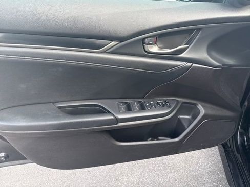 Used 2020 Honda Civic EX-L image 9