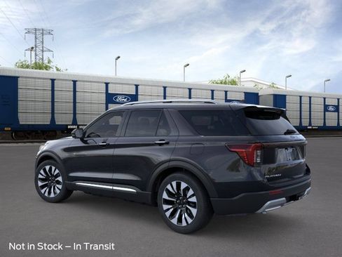 New 2026 Ford Explorer Platinum w/ LUX Leather Package AWD/4WD image 4