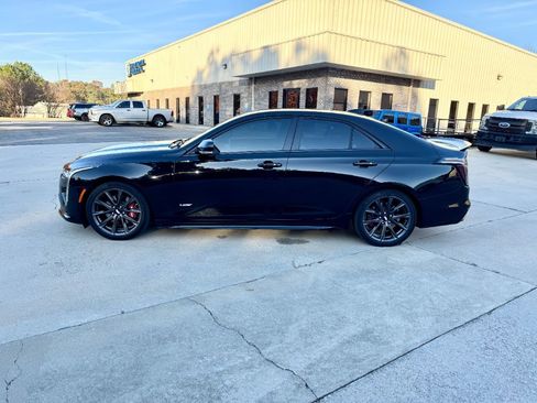 Used 2022 Cadillac CT4 V w/ Navigation Package image 2