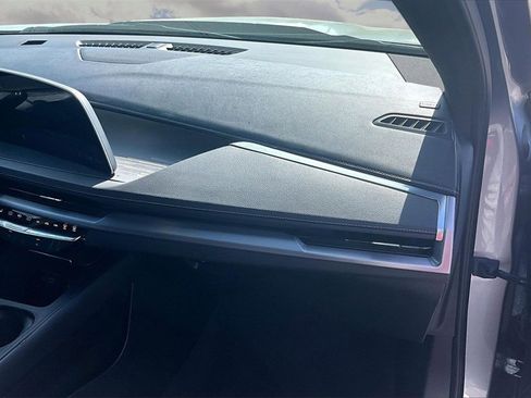 Certified 2025 Cadillac XT4 Premium Luxury image 26