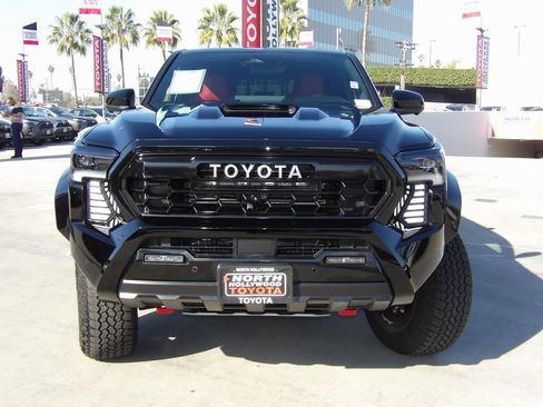 Used 2025 Toyota Tacoma TRD Pro image 3