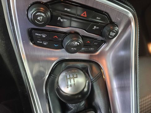 Used 2015 Dodge Challenger R/T w/ Quick Order Package 22B R/T image 20