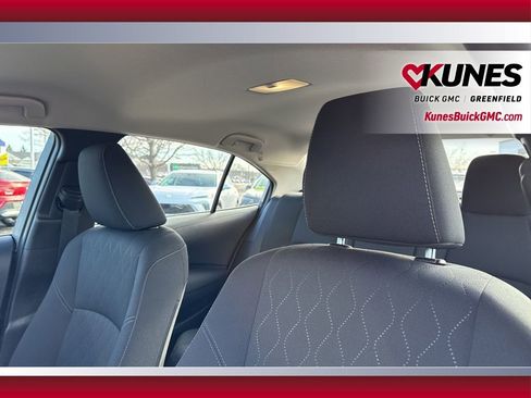 Used 2025 Toyota Corolla LE image 13