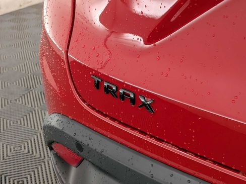 New 2026 Chevrolet Trax RS image 12