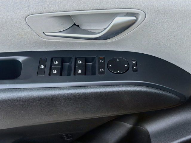 Used 2025 Hyundai Tucson SEL FWD image 18