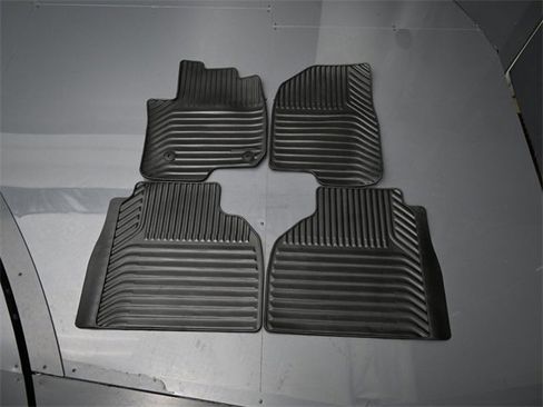 Used 2019 Chevrolet Silverado 1500 Custom w/ Custom Convenience Package image 35