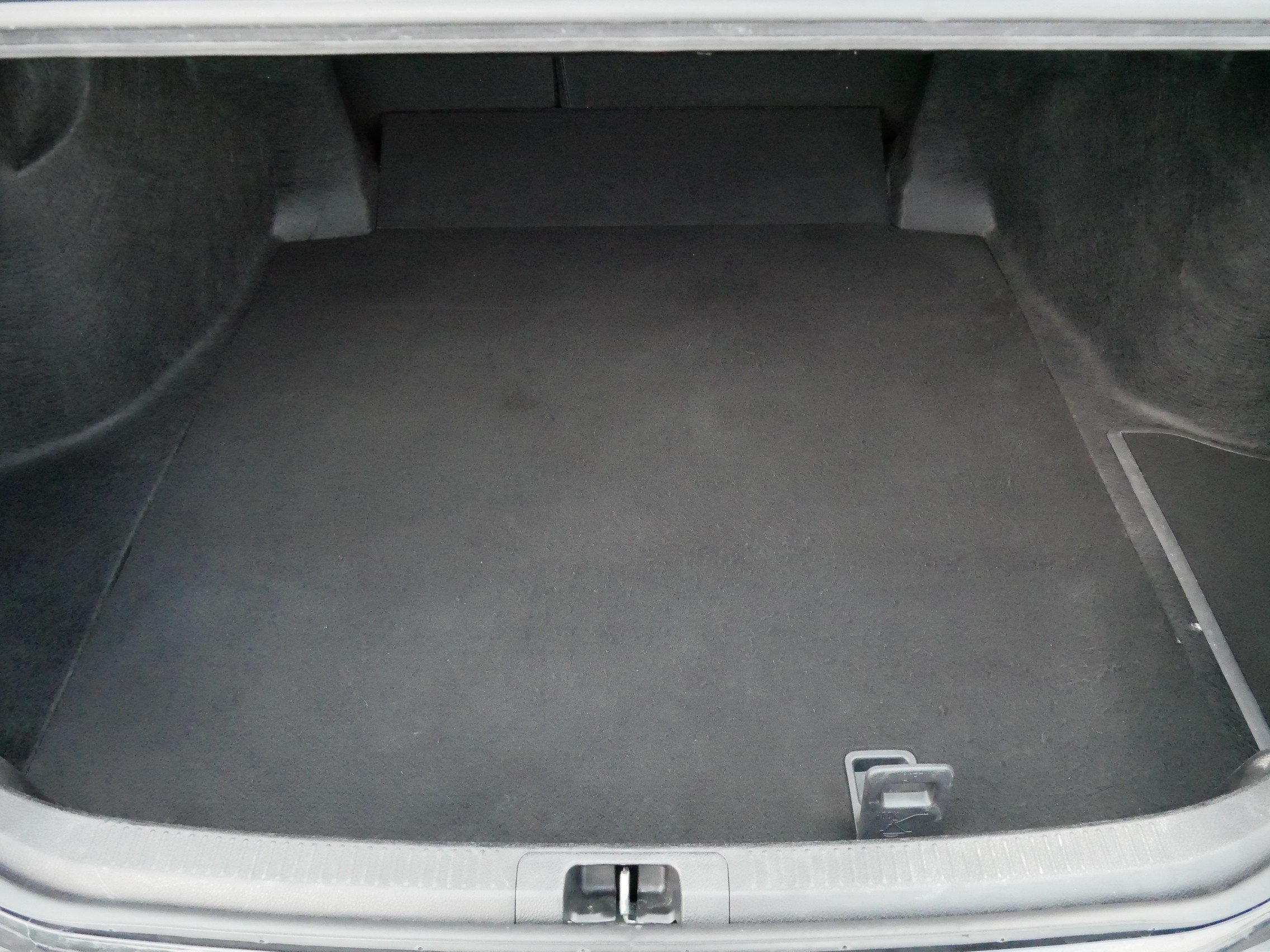 Certified 2025 Toyota Camry SE FWD image 18