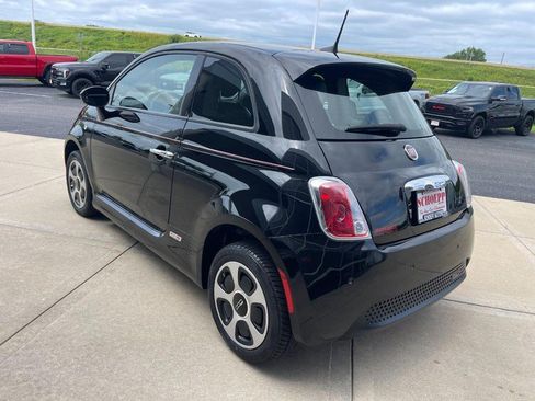 Used 2017 FIAT 500 e FWD image 4