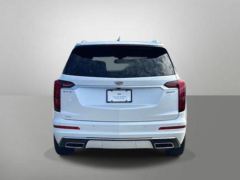 Used 2025 Cadillac XT6 Luxury image 27