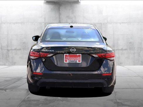 Used 2025 Nissan Sentra SV w/ All-Weather Package FWD image 6