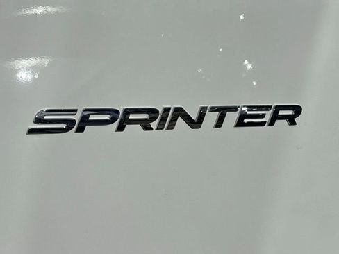 Used 2025 Mercedes-Benz Sprinter 2500 image 6