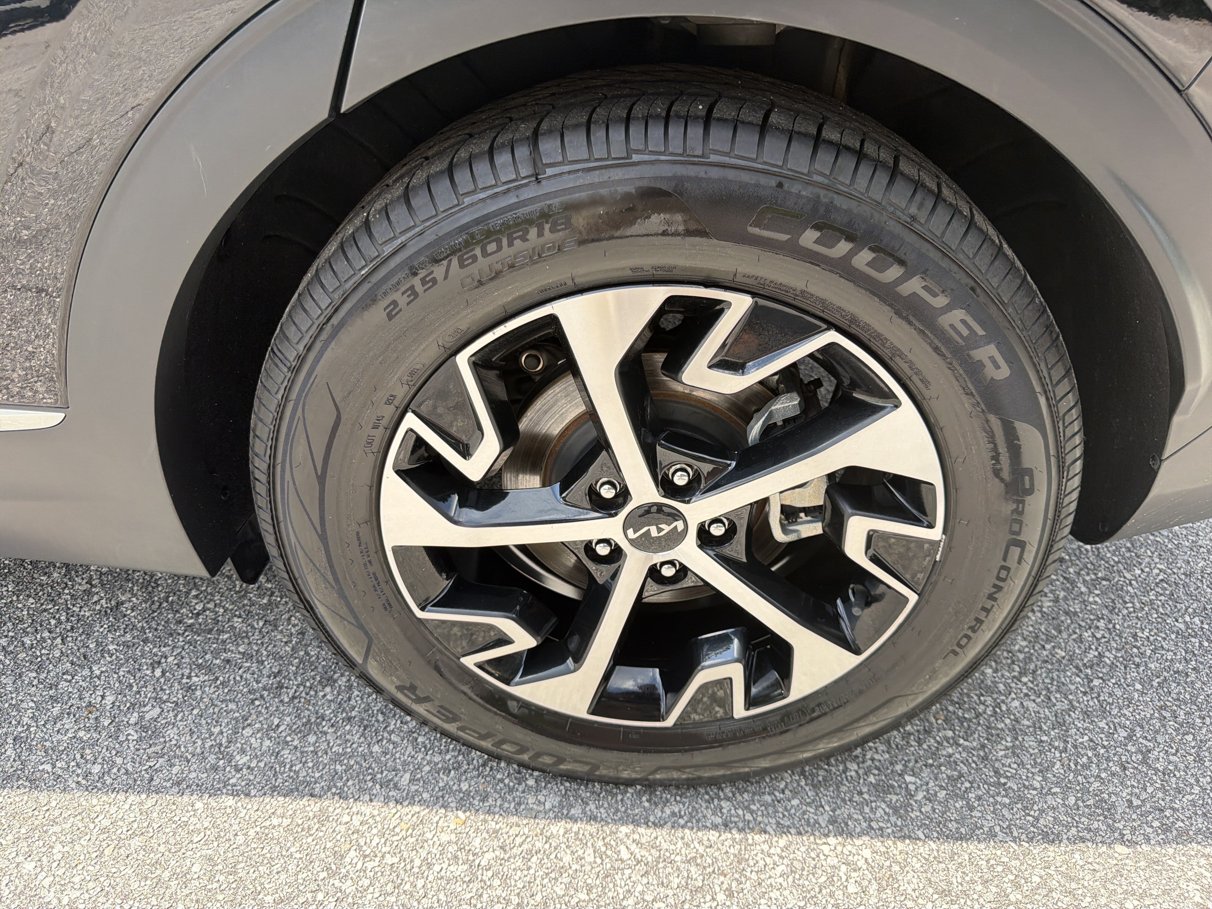 Used 2023 Kia Sportage EX FWD image 20
