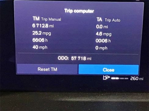 Used 2024 Volvo XC90 B6 Plus image 39