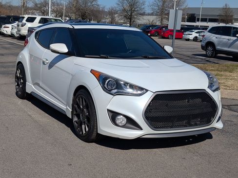 Used 2016 Hyundai Veloster Turbo w/ Option Group 04 image 7