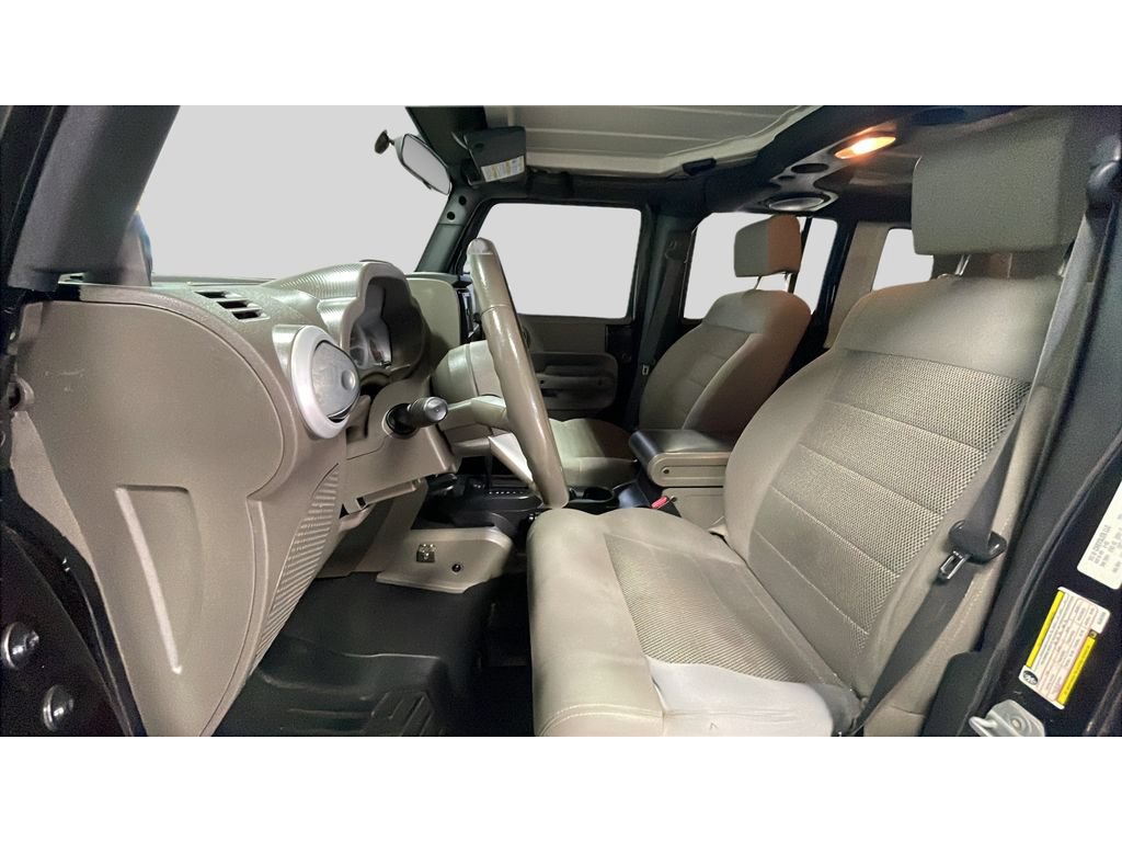 Used 2008 Jeep Wrangler Unlimited Sahara w/ Dual Top Group AWD/4WD image 10