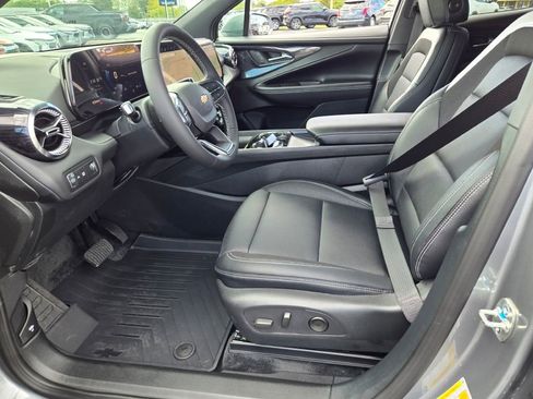 New 2026 Chevrolet Blazer EV LT image 16