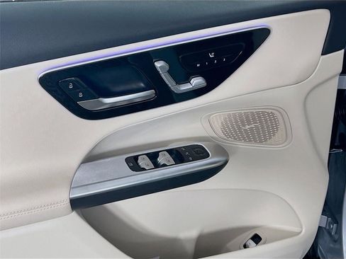 Certified 2025 Mercedes-Benz GLC 300 4MATIC image 15