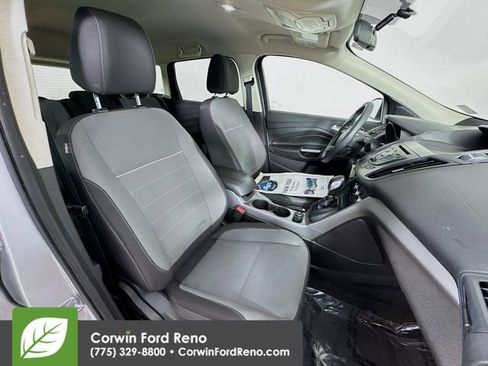 Used 2014 Ford Escape SE image 25
