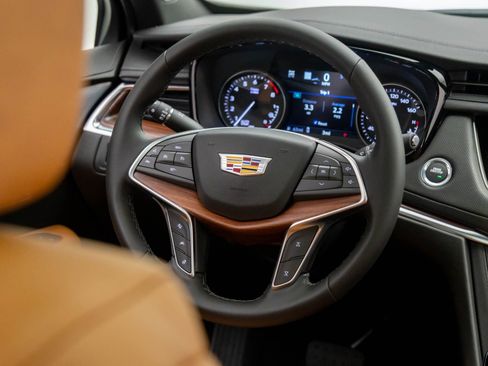 New 2026 Cadillac XT5 Premium Luxury image 11