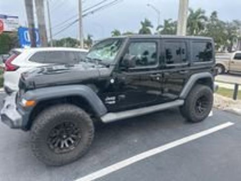 Used 2018 Jeep Wrangler Unlimited Sport S image 21