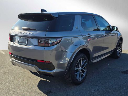 Used 2025 Land Rover Discovery Sport S image 5