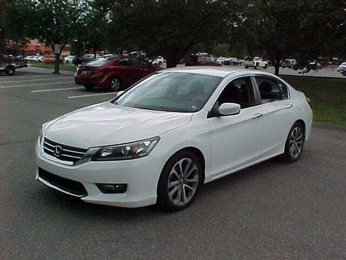 Used 2014 Honda Accord Sport image 31