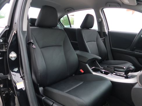 Used 2014 Honda Accord LX image 13