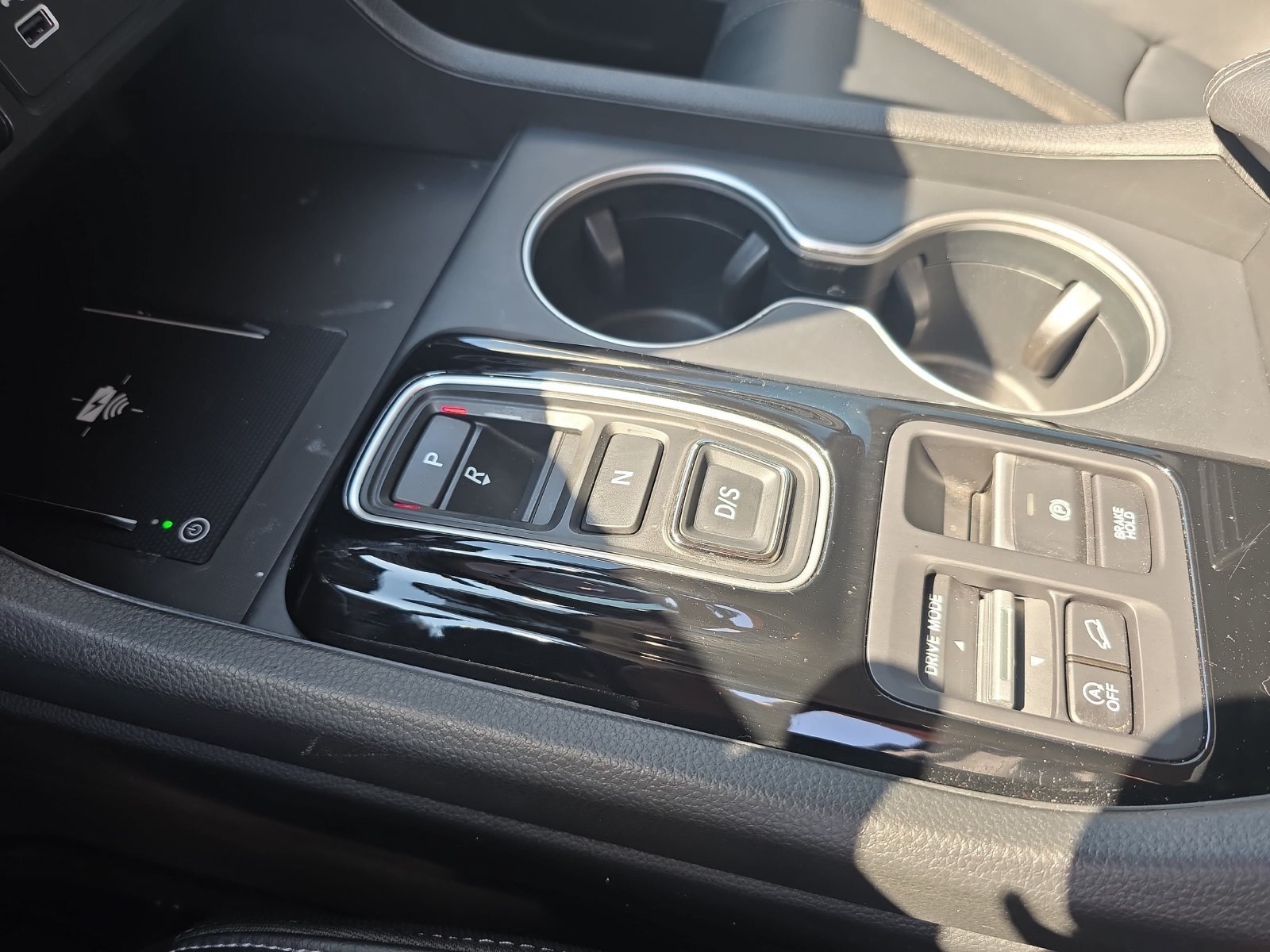 Used 2024 Honda Pilot Touring image 22