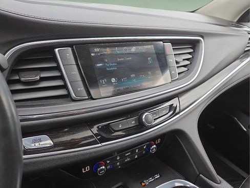 Certified 2019 Buick Enclave Avenir w/ Avenir Technology Package AWD/4WD image 17