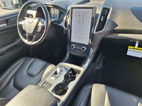 Used 2022 Ford Edge Titanium w/ Class II Trailer Tow Package image 28