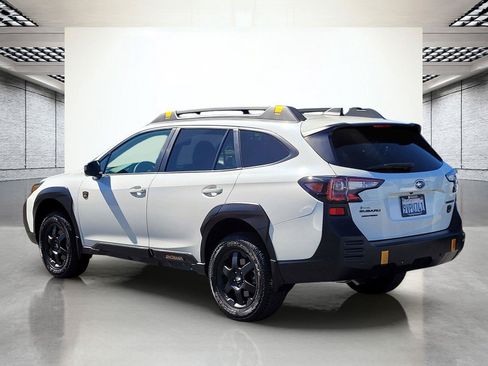 Certified 2025 Subaru Outback Wilderness w/ Wilderness Package AWD/4WD image 9