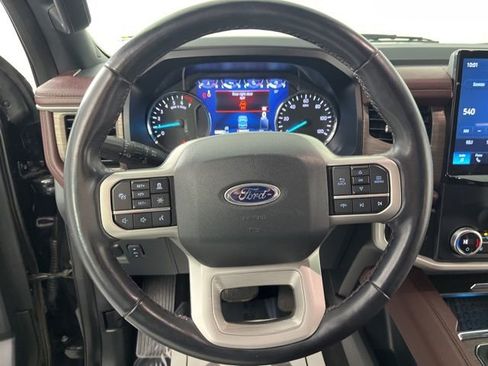 Used 2024 Ford Expedition Max Limited image 21