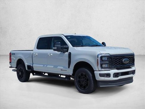 New 2026 Ford F250 Lariat w/ Black Appearance Package AWD/4WD image 5