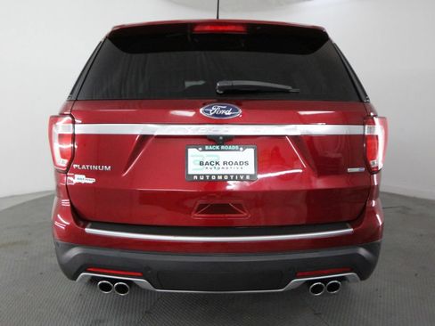 Used 2018 Ford Explorer Platinum AWD/4WD image 8