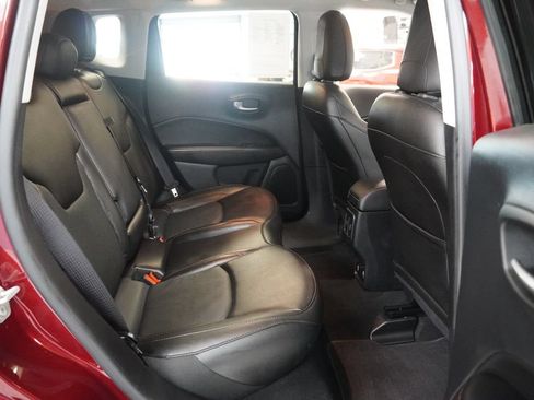 Used 2021 Jeep Compass Limited AWD/4WD image 30