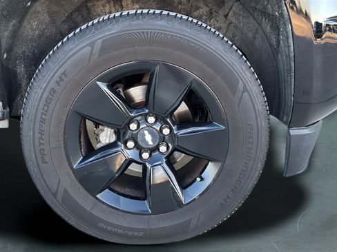 Used 2017 Chevrolet Colorado LT w/ Midnight Edition RWD image 39