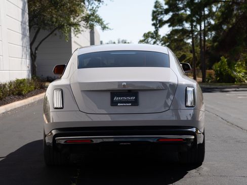 Used 2024 Rolls-Royce Spectre w/ Spectre Launch Package image 2