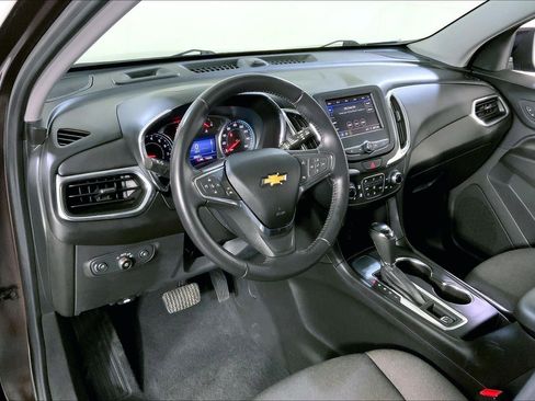 Used 2020 Chevrolet Equinox LT w/ Driver Convenience Package image 15