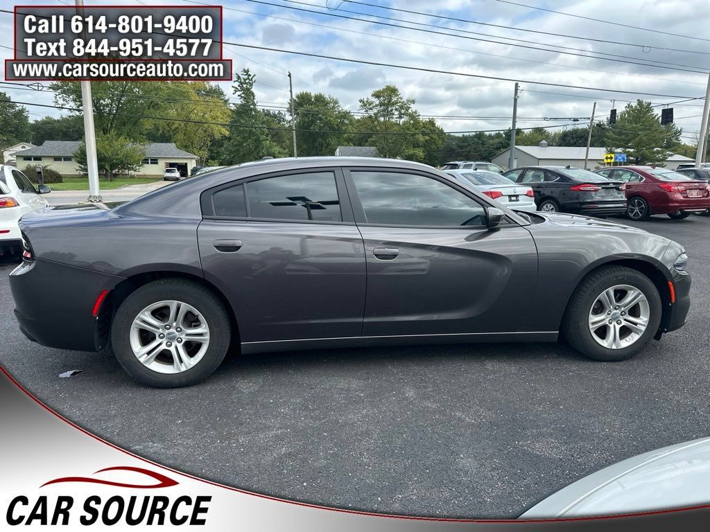 Used 2020 Dodge Charger SXT RWD image 9