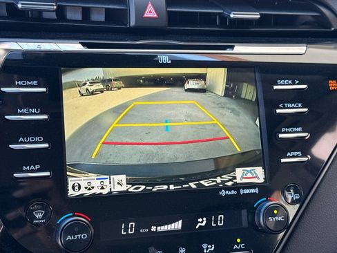 Used 2019 Toyota Camry XLE w/ Driver Assist Package FWD image 20