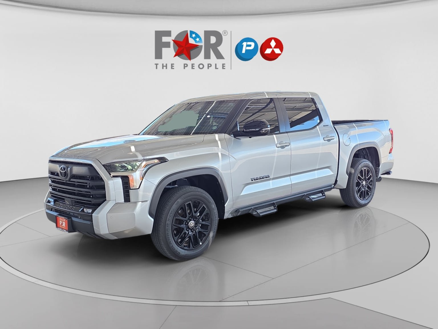 Used 2025 Toyota Tundra Limited AWD/4WD image 4