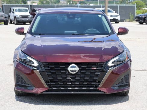 Used 2023 Nissan Altima 2.5 SV FWD image 5