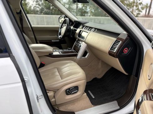 Used 2015 Land Rover Range Rover HSE AWD/4WD image 22
