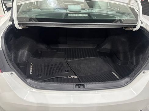 Used 2016 Toyota Corolla LE FWD image 22