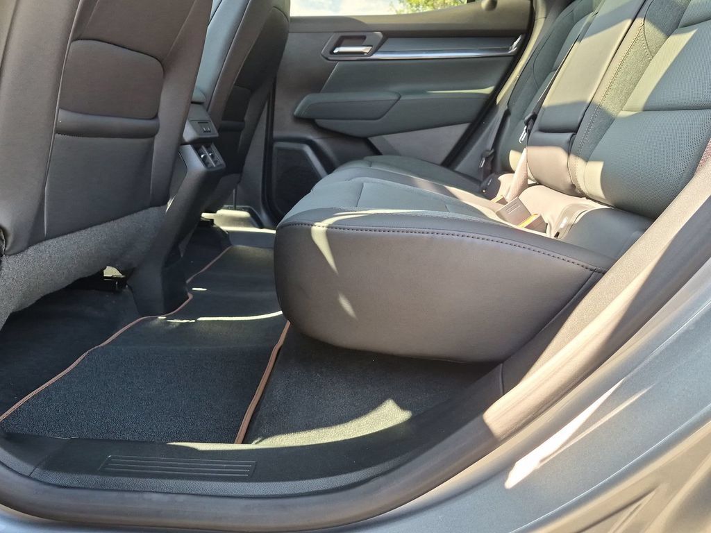 New 2027 GMC Terrain AT4 w/ Convenience Package III AWD/4WD image 23