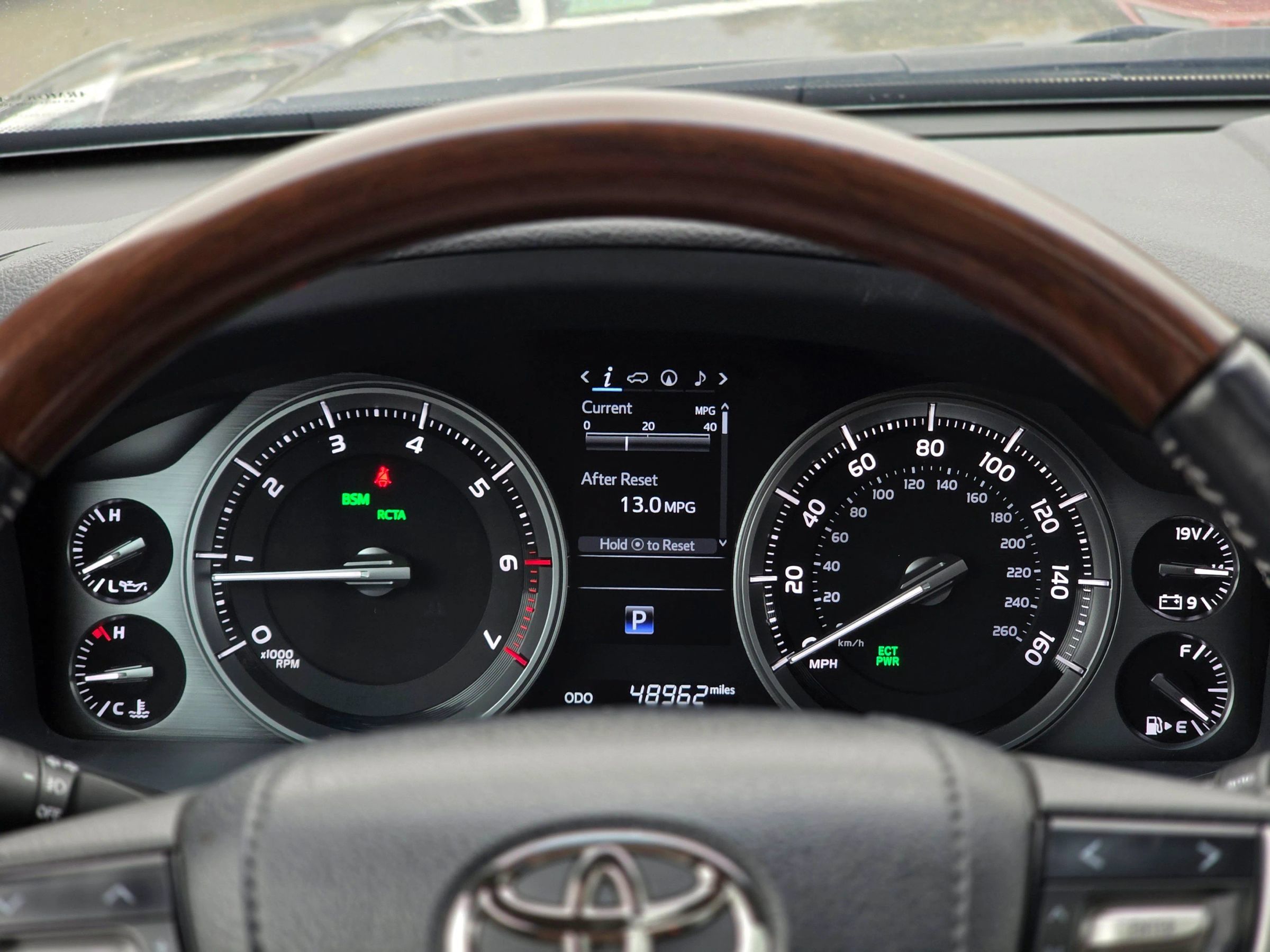 Used 2018 Toyota Land Cruiser w/ Carpet Mat Package AWD/4WD image 15