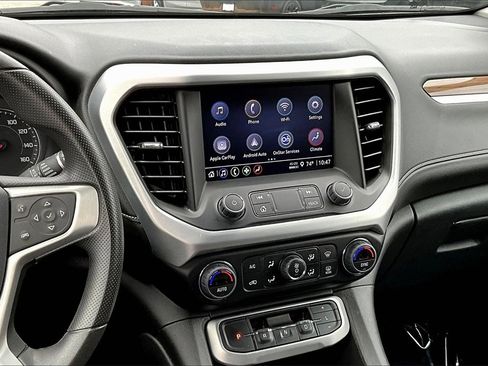 Certified 2023 GMC Acadia SLE w/ Driver Convenience Package image 10