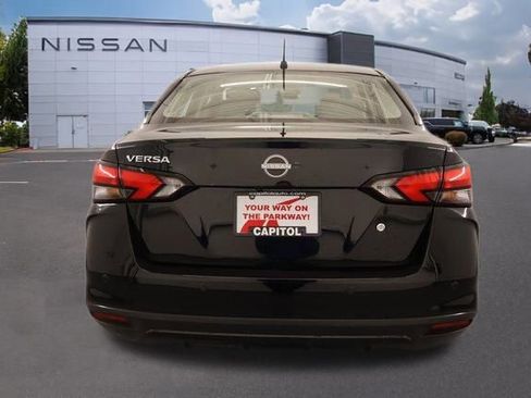 Used 2025 Nissan Versa S w/ Trunk Package image 4