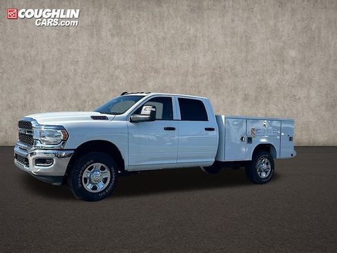 New 2024 RAM 2500 Tradesman w/ Chrome Appearance Group image 5